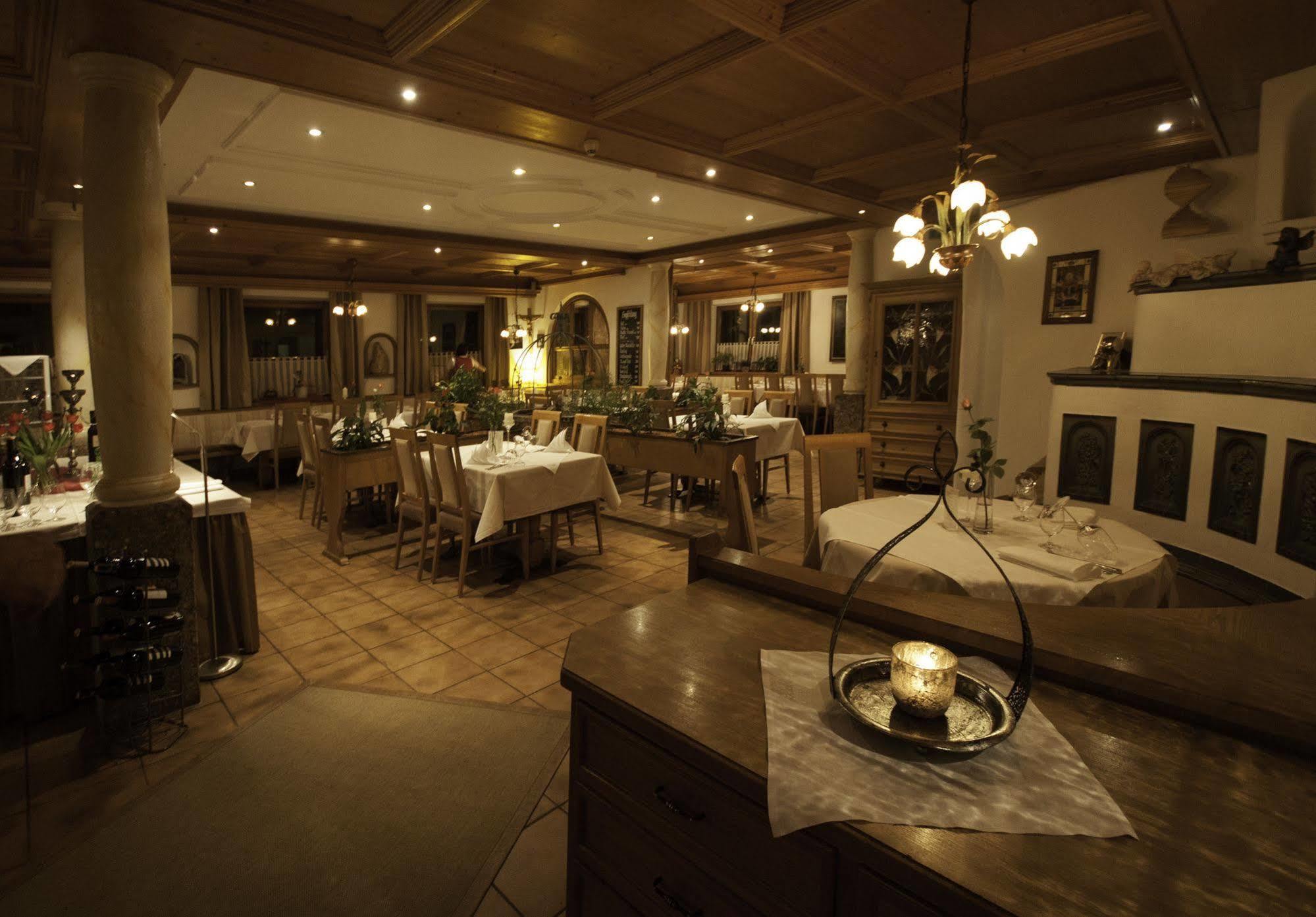 Hotel & Gasthaus Dresch Erl Екстериор снимка